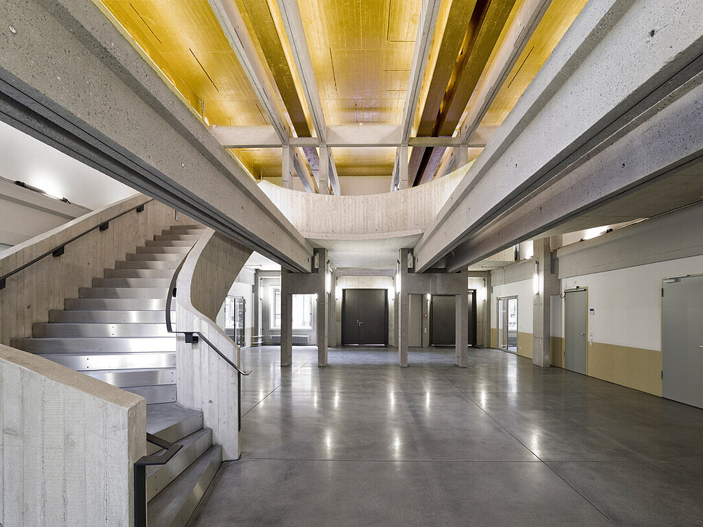 Entrance hall of TUM School of Management