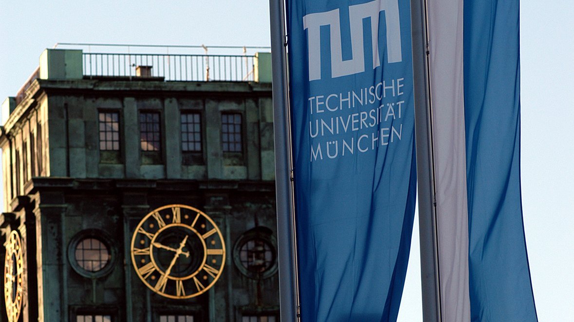 TUM tower and TUM flags