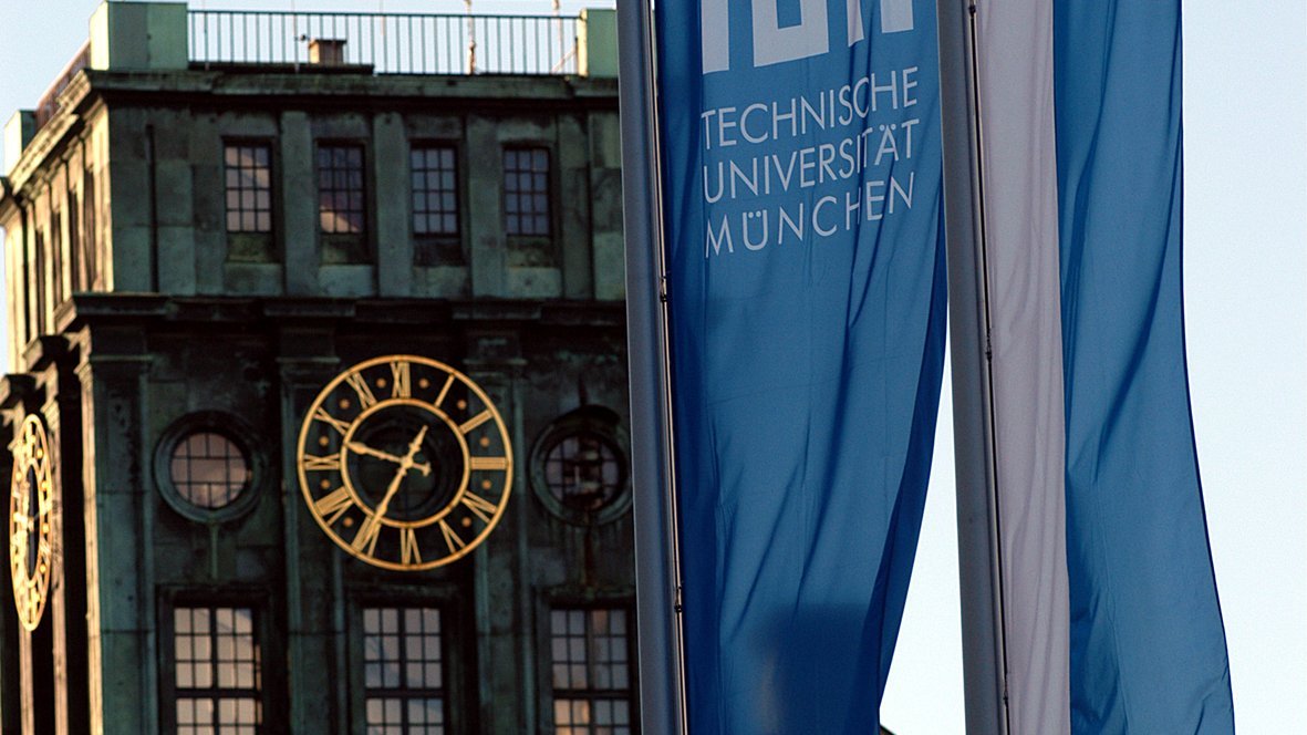 TUM tower and TUM flags